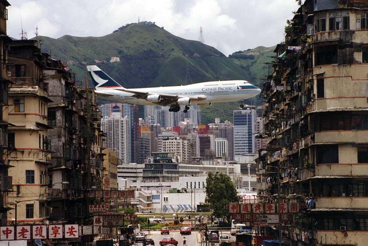 Your humorous Hong Kong Expert, Frank the tour guide: Old Kai Tak